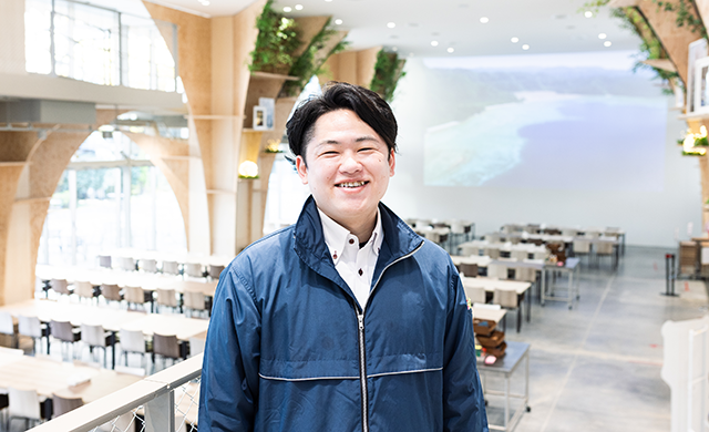 こんな設備を探していた！学生食堂の多様なあり方を後押しする、映像×音楽の演出サービス