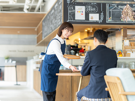 飲食店スタッフの教育方法とは？作業効率と人材育成を改善するコツを解説