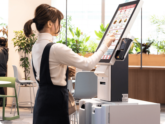 セルフレジとは？飲食店に導入するメリット、種類や導入のポイントを徹底解説