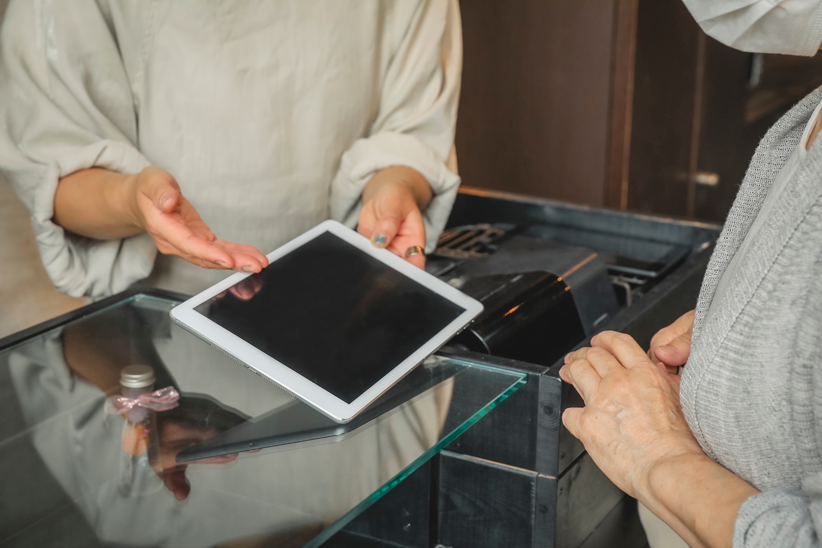 美容室にはタブレットPOSレジがおすすめ