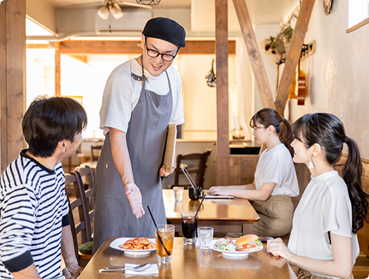 「接客が素晴らしい店」になるには？飲食店の接客レベルを上げる方法とポイント