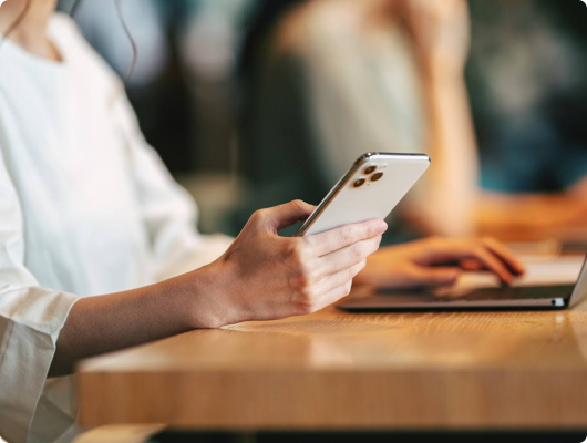 店舗にフリーWi-Fiは必要？3つのメリットと導入のポイント