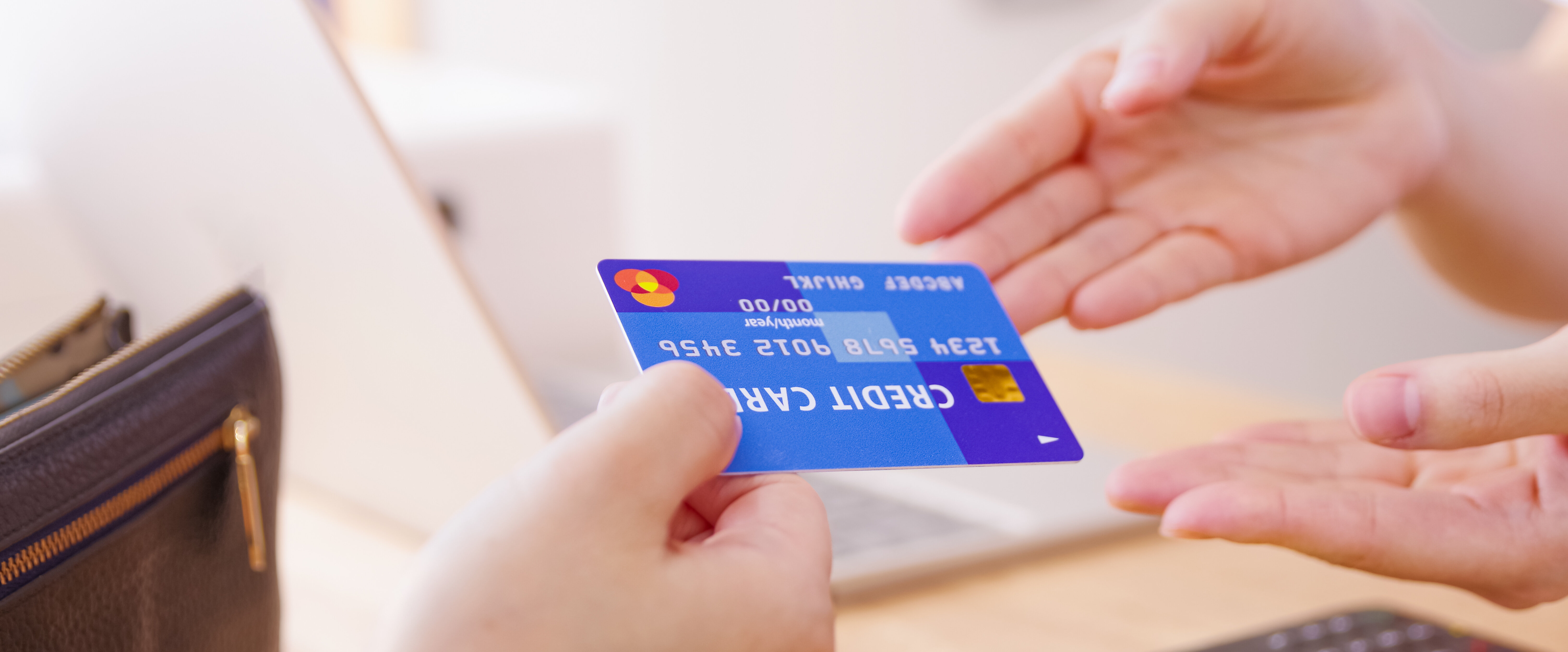 個人事業主が導入したいおすすめのクレジットカード決済サービス9選！