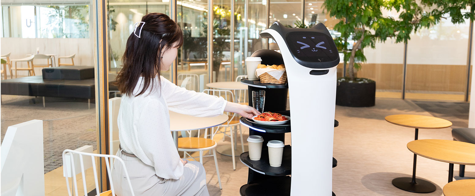 今、大注目の『配膳ロボット』飲食店の『人手不足克服』を考える。